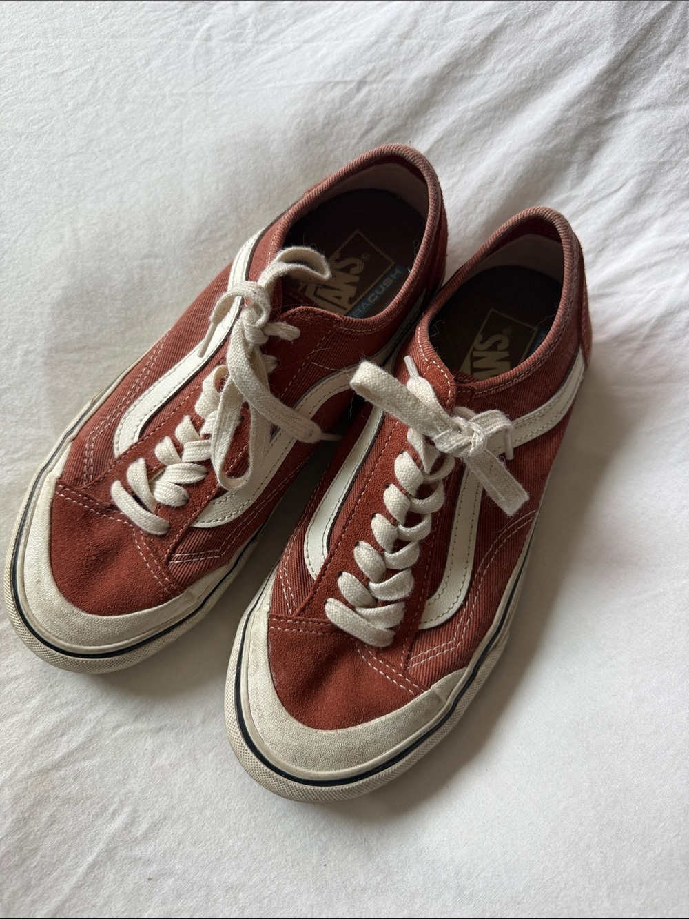 Vans Old Skool UltraCush Sneakers - burnt orange 🍊 Rust and White
